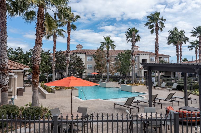 Century South Shore Apartments, 2800 E League City Pkwy, League City